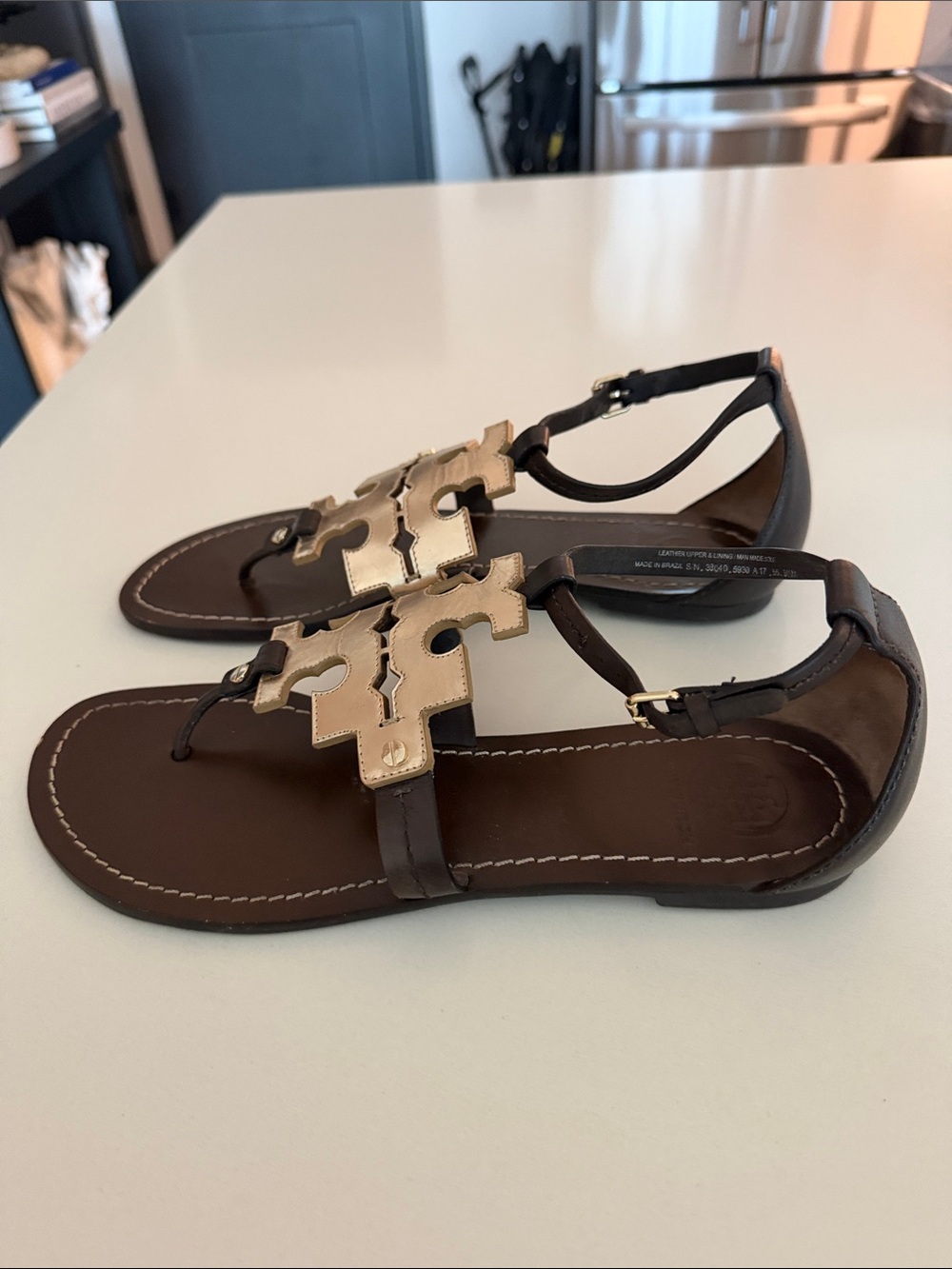 Tory Burch Brown Leather Sandals with Gold Logo Accents w/ dust bag - Picture 3 of 9